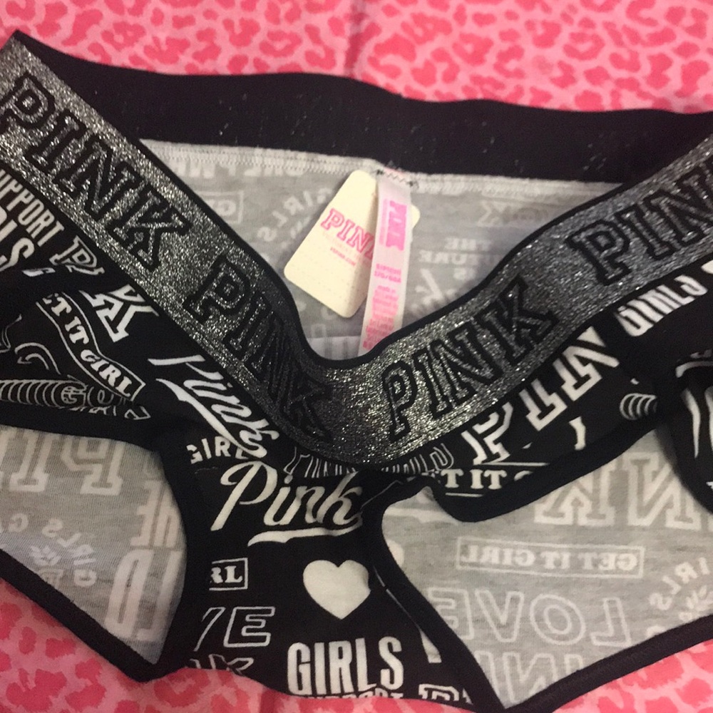 Victoria’s Secret PINK Graffiti Girls Rule NWT - Picture 2 of 4